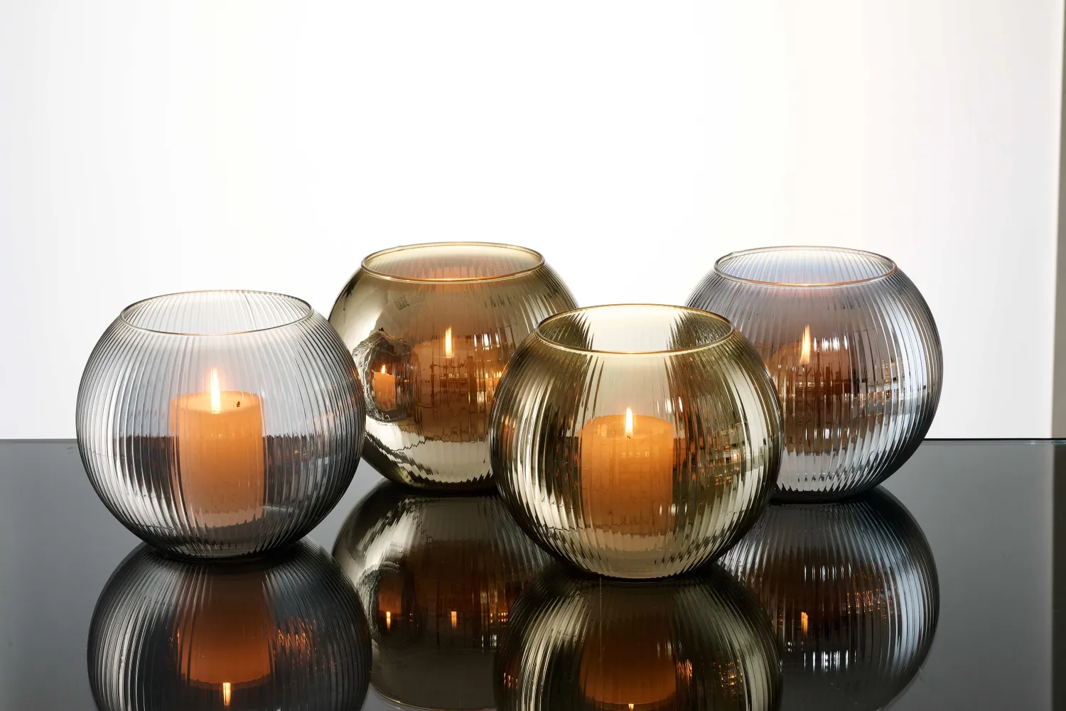 Sale Windlicht Elysia | 19 x 19 x 16 cm | silber glänzend | kugelförmig Windlicht
